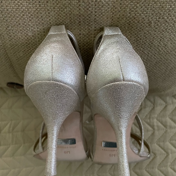 Super glam shimmery gold heels, cross arch ankle strap, size 8, EUC! - Picture 3 of 10